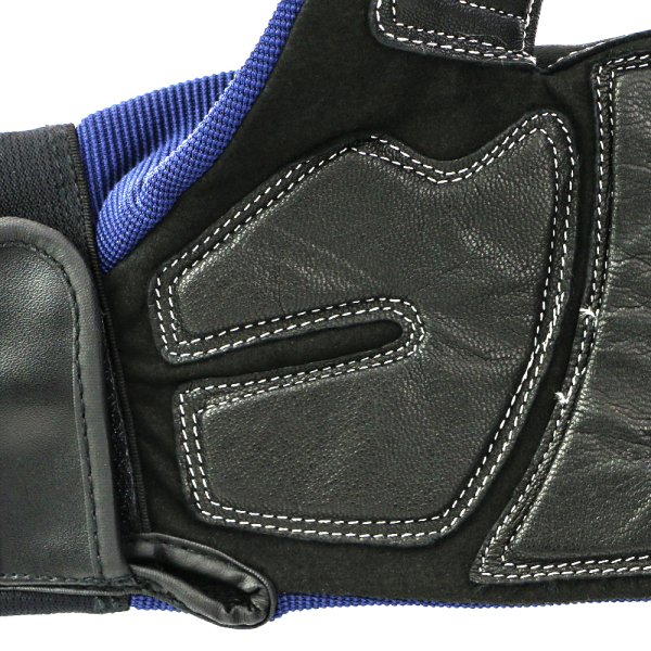 Антивибрационные перчатки с укороченными пальцами.